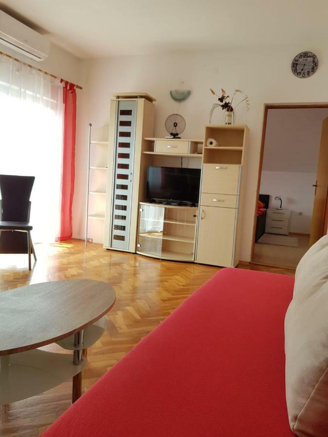 Pavlo Apartment *